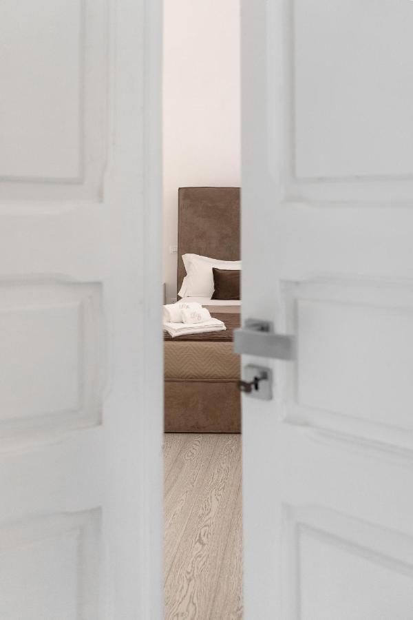 Dimora Elce Suites Elegance & Design Лечче Екстер'єр фото