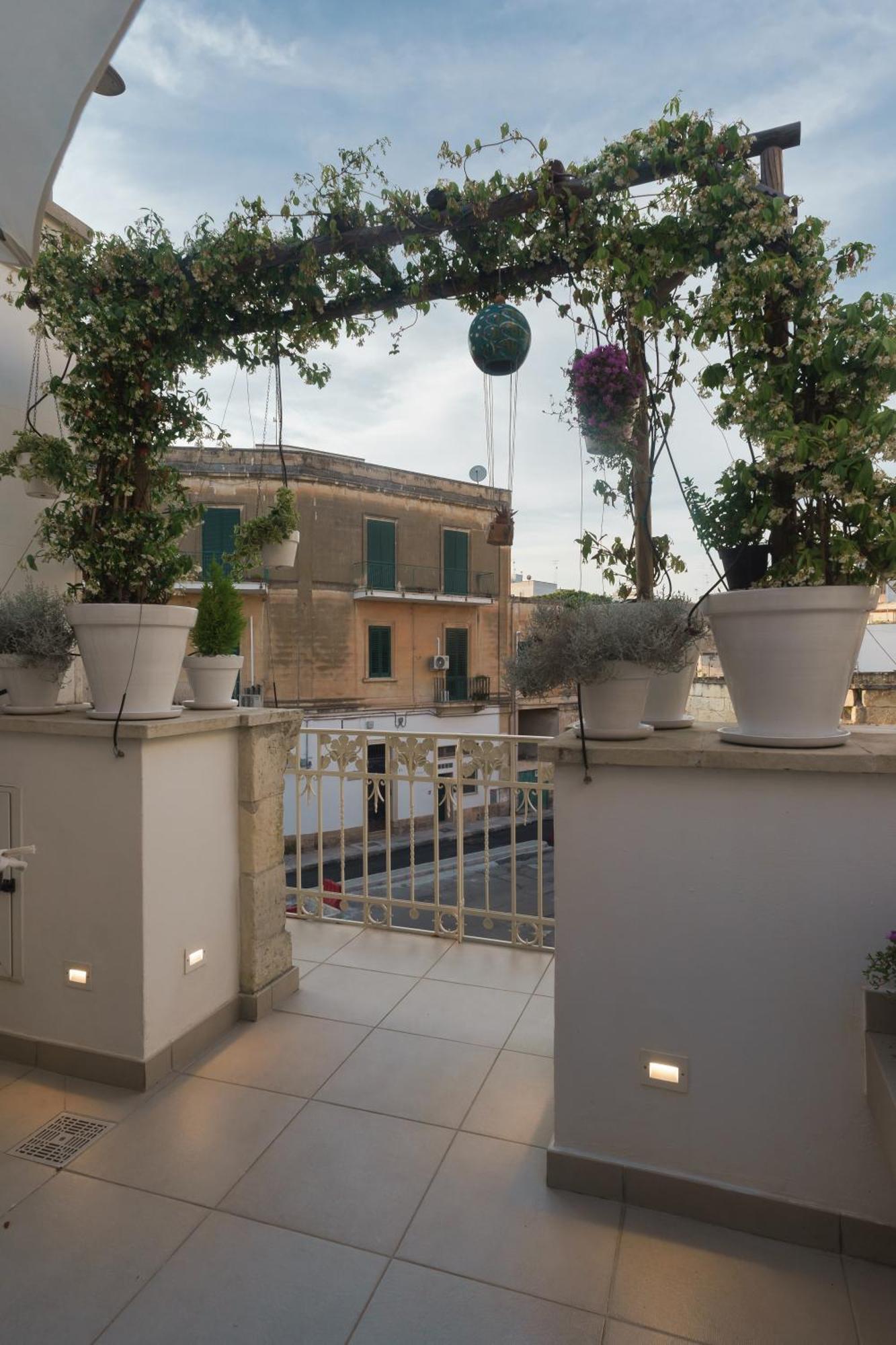 Dimora Elce Suites Elegance & Design Лечче Екстер'єр фото